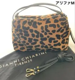極美品 ジャンニキアリーニ ショルダーバッグ ハラコ ヒョウ柄 スマホ 
