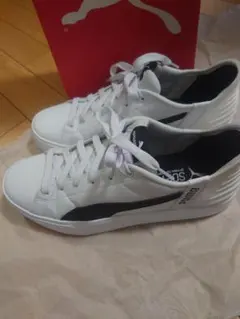 スニーカー ブラック