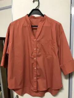 gu シャツ ブラウス 煉瓦色　オレンジ　サファリ