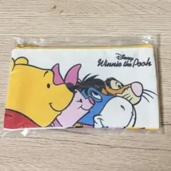 ディズニーストア シークレットポーチ プー