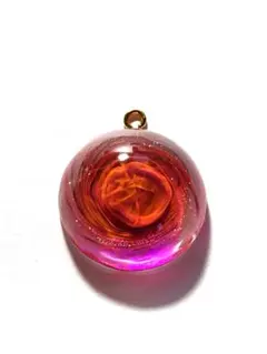 ハンドメイドレジンネックレス　チャーム　宇宙玉