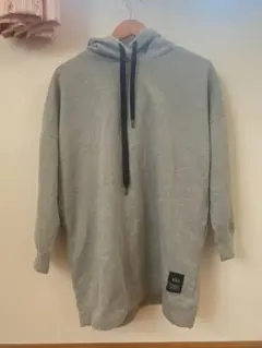 AZUL BY MOUSSY グレー パーカーのサムネイル