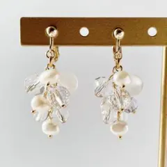 ハンドメイド　ボリュームイヤリング　淡水パール