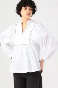 【極美品】ヌキテパ トゥモローランド エンブロイダリーブラウス　ホワイト