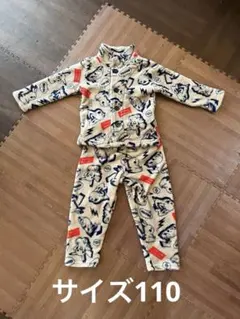 ポケモン　ピカチュウ　フリースパジャマ　前開き　モコモコ　105-115