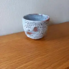 美濃焼 志野 ぐい呑み 在銘 作家物 ぐい飲み 骨董 古玩 - メルカリ