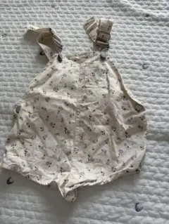 韓国子供服　小花柄　サロペット
