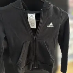 adidas 黒 パーカー 120サイズ