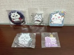 ちいかわ　あのこ　アクリルスタンド　バッジ　ラバマスグミ　セット