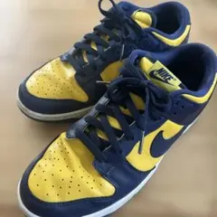 ミシガン スニーカー