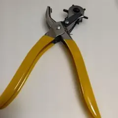 #手動式穴あけ工具・穴あけパンチ　(6穴 )　ハンドメイド/ホビー/ベルト穴調整