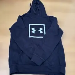 Under Armour ネイビーパーカー Lサイズ