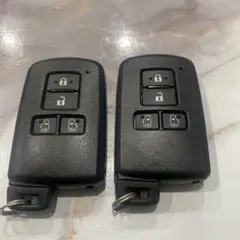トヨタ純正 ヴォクシー スマートキー (4つボタン) 3個 送料込み - メルカリ