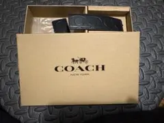 COACH ギフトボックス 黒　カット済みベルト入り