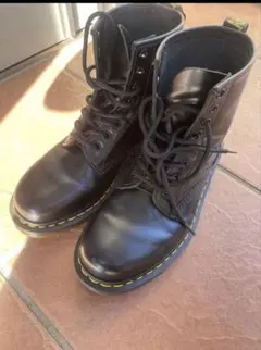 Dr. Martens 8ホール ブーツ ブラック UK6のサムネイル