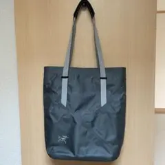Arc'teryx グレー トートバッグのサムネイル