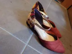 ジェリービーンズのVカットセパレートパンプスのサムネイル