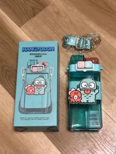 【日本未発売・新品】ハンギョドン スクエアボトル 水筒 ストラップ付 520ml