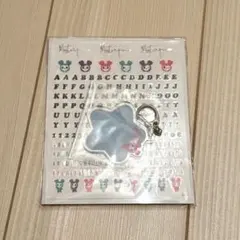 MISAMOネームプレートキーホルダー モモ モブリー