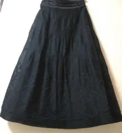 COMME CA DU MODE　刺繍入りフレアスカート　ブラックのサムネイル