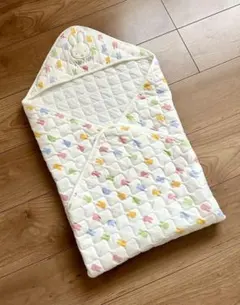 ミッフィー　キルティング　おくるみ　80×80cm
