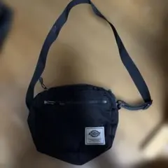 Dickies blackショルダーバック