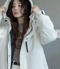 新品タグ付き　フーディーダウンジャケット　サニーレーベル　アーバンリサーチ