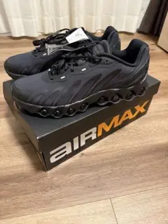 【値下げ】　 【未使用品】　　AIR MAX DN8ブラック 30㎝