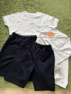 体操服5点セット（白Tシャツ2、長袖1、紺ハーフパンツ2）