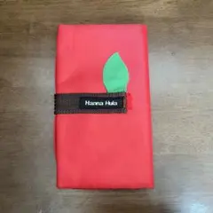 Hanna Hula ハンナフラ りんご型 おむつ替えマットのサムネイル