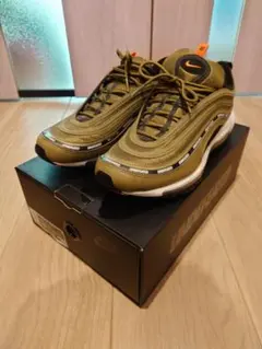 Nike Air Max 97 UNDFTD ミリタリーグリーン