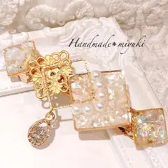 揺れる　宝石風　ジルコニア　ホワイトパール　バレッタ