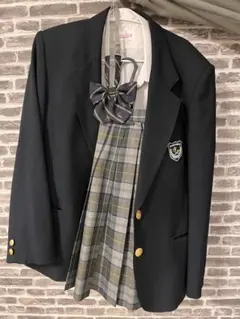 Item thumbnail for item 8fbe37e7-bbcc-48ad-87c7-8c79b69349af