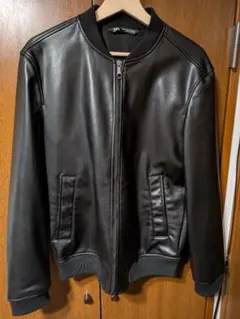 ZARAフェイクレザー ボンバージャケット