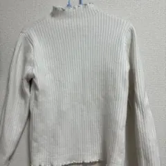 ホワイトリブ編みタートルネック長袖
