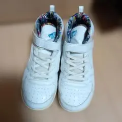 バンズ　ハイカットスニーカー　白　22cm