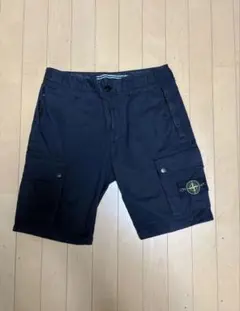 美品 STONE ISLAND ストーンアイランド ブラックカーゴショートパンツのサムネイル