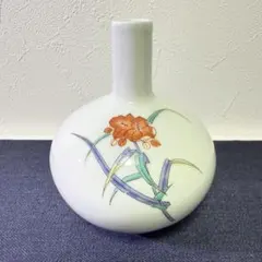 有田焼 新山窯 一輪挿し 花瓶 手描き 花柄 レトロ 陶磁器 インテリア 美品のサムネイル