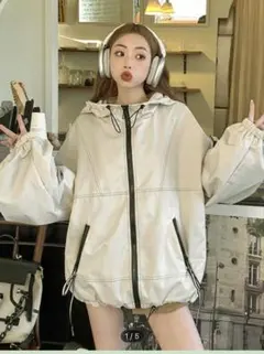 SHEIN フード付きジャケット　パーカーのサムネイル