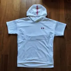 Under Armour HeatGear フード付き M