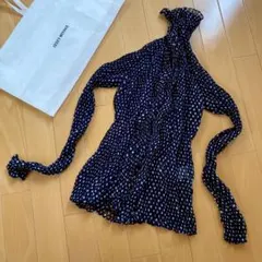 ISSEY MIYAKE FETE ねじりプリーツ　ボタン付きシャツのサムネイル