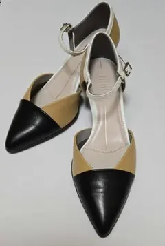 【美品】fitfit アンクルストラップ パンプス　バイカラー 23.5㎝のサムネイル