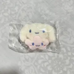 シナモン　シークレットブローチ　シナモロール