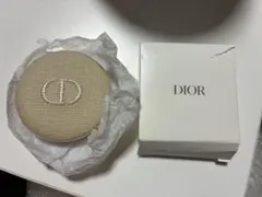 【未使用品】 DIOR ノベルティ コンパクトミラー　フィルム付き