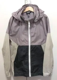 フード付きジャケット 150サイズ