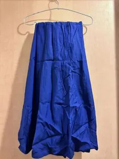 青 フレアスカート