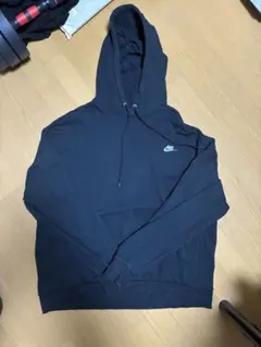 Nike ブラック フード付きパーカー