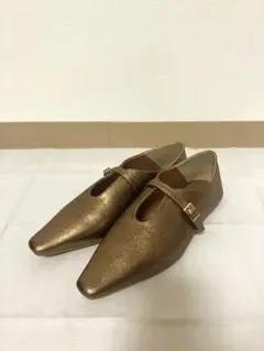 rochas ロシャス フラット ゴールド  バレエ ドゥロワー 新品未使用 rochas ロシャス フラット ゴールド バレエ ドゥロワー drawer - メルカリ