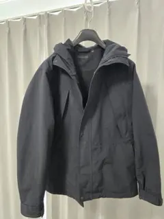 ユニクロ ブラック マウンテンパーカー Lサイズ