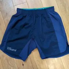 値下げしました、ATHLETA ネイビー ハーフパンツ　size S